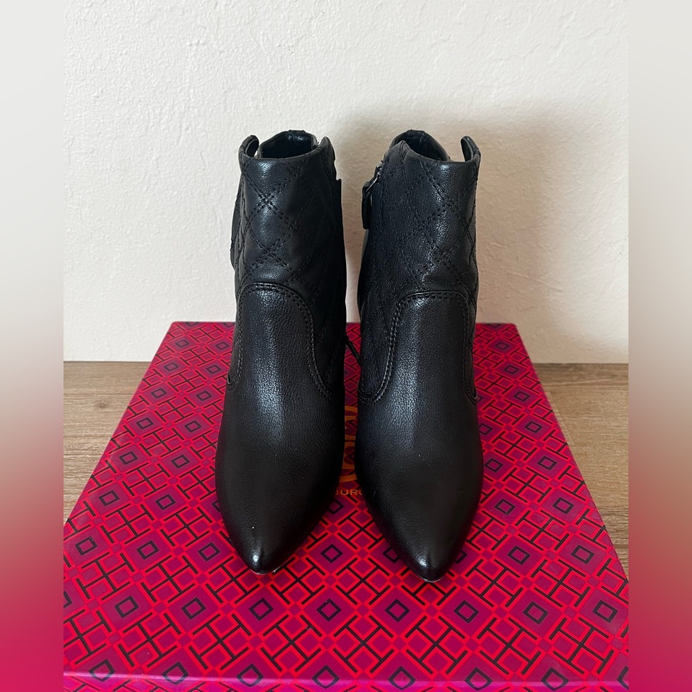 Tory Burch pointed high heels boots size 7